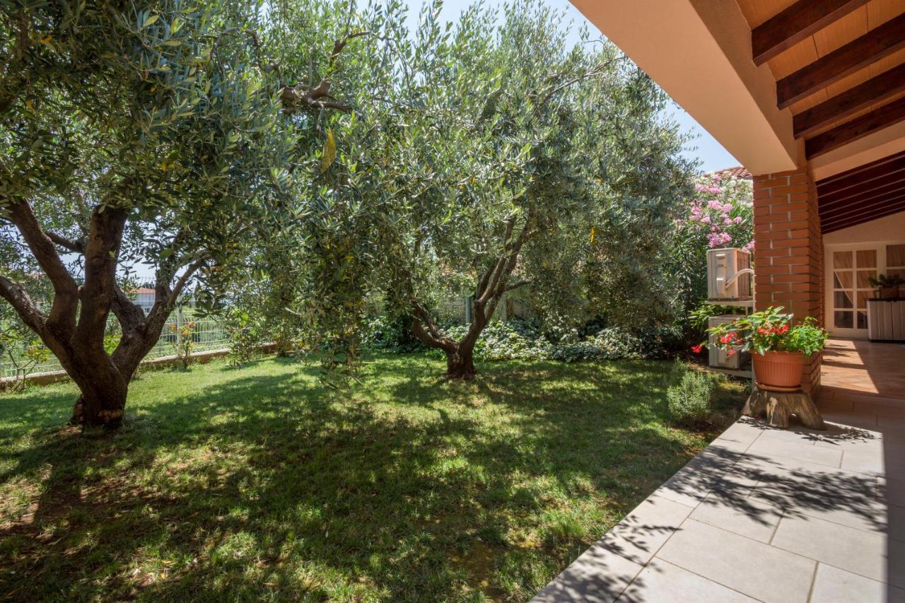Apartments Petra Near Beach Veruda Dış mekan fotoğraf
