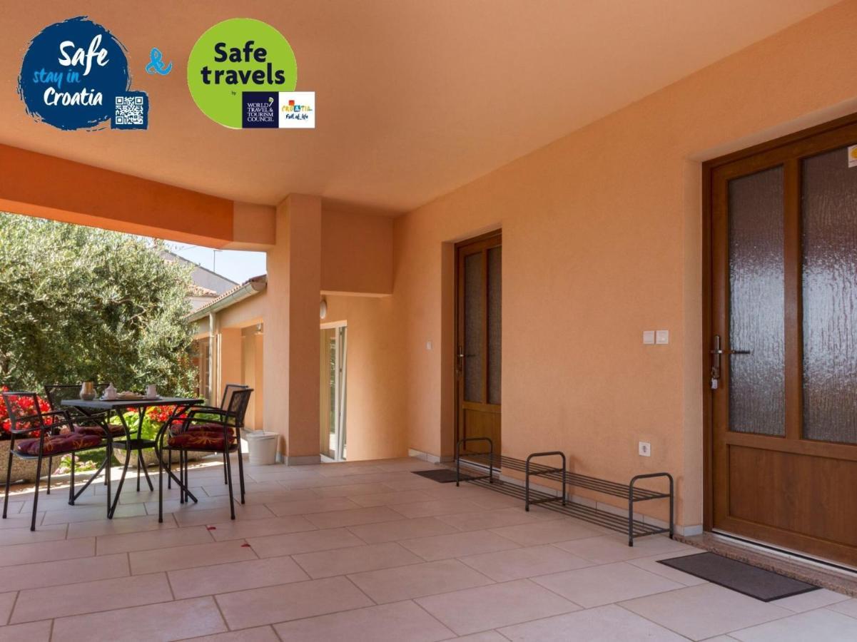 Apartments Petra Near Beach Veruda Dış mekan fotoğraf