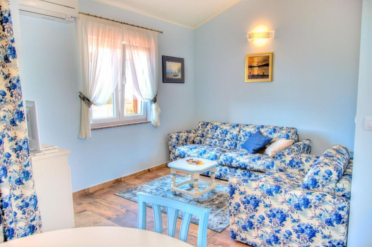 Apartments Petra Near Beach Veruda Dış mekan fotoğraf